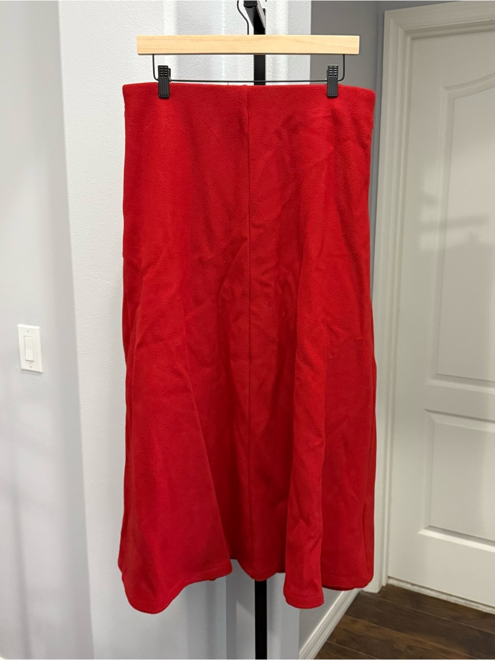 NWT OGL CashSoft Wool-like Frog Button A-Line Midi Skirt Limited Edition Red L - Picture 5 of 5